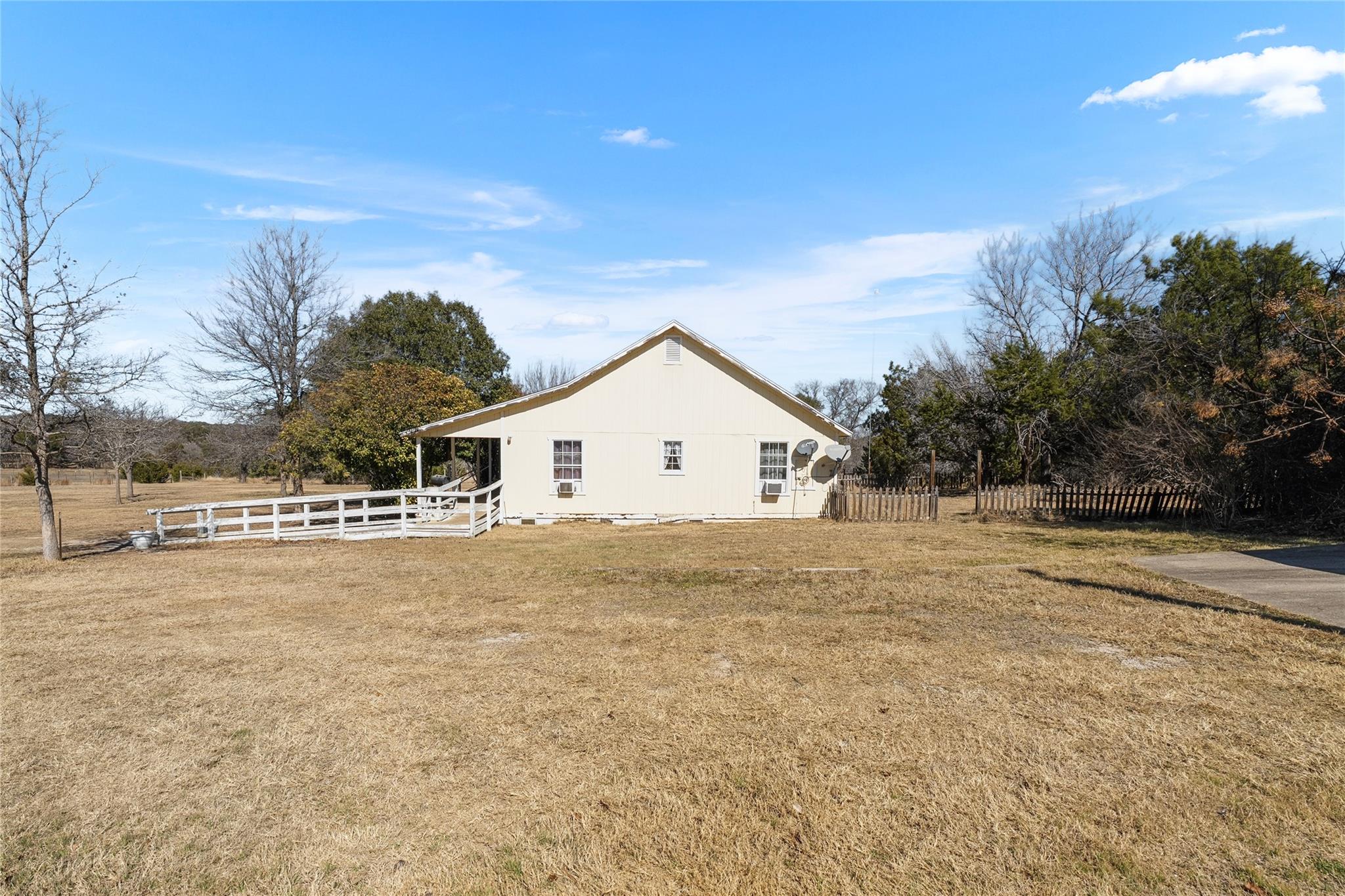 351 County Road 326, Bertram, TX 78605