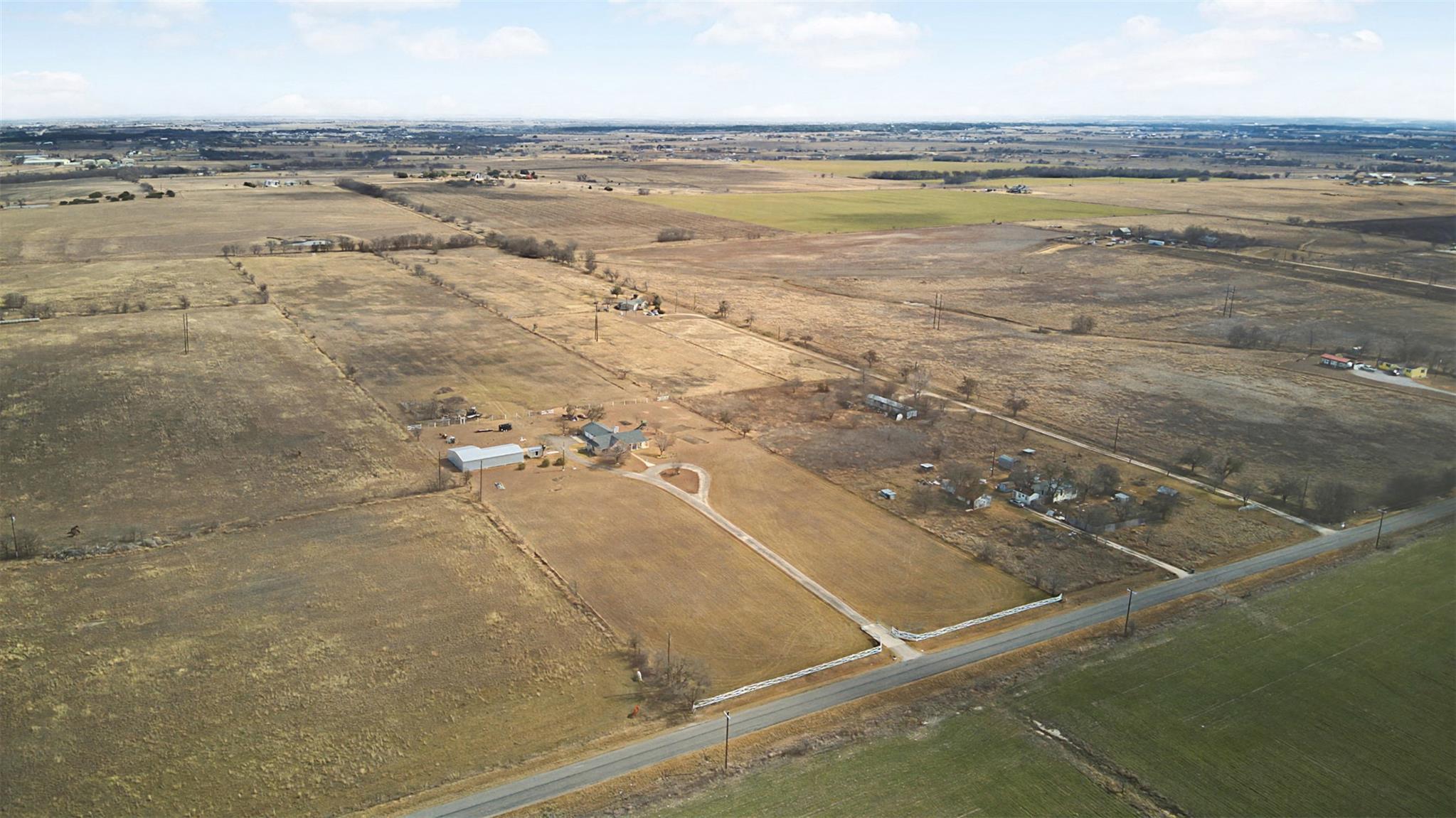 1050 County Road 141, Georgetown, TX 78626