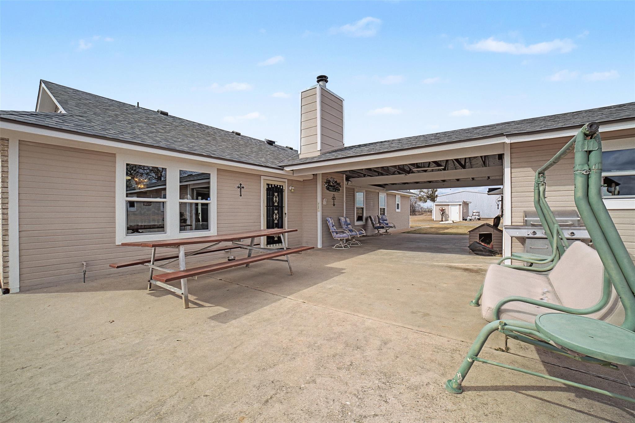 1050 County Road 141, Georgetown, TX 78626