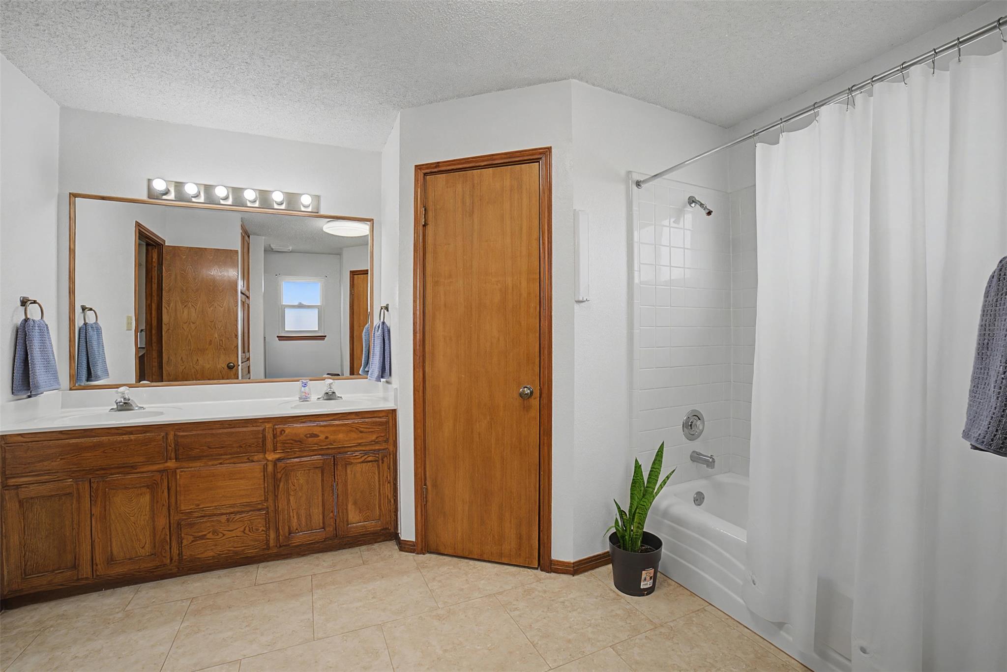 1050 County Road 141, Georgetown, TX 78626