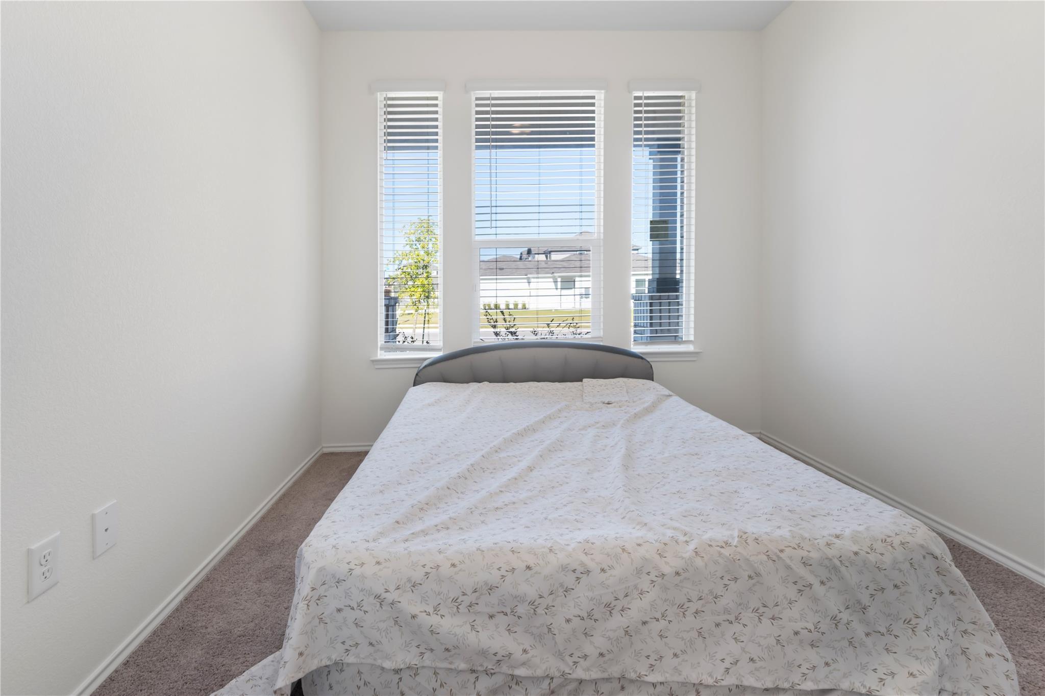 18501 Spotted Eagle Ln, Elgin, TX 78621