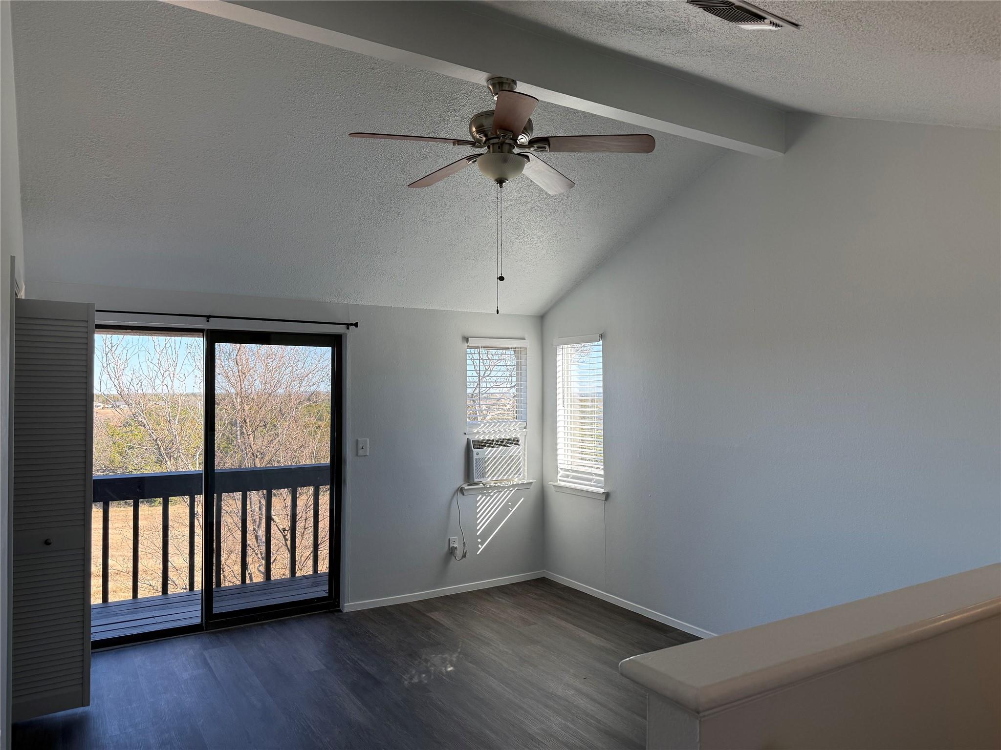 3205 Mac Arthur Ave # B, Lago Vista, TX 78645