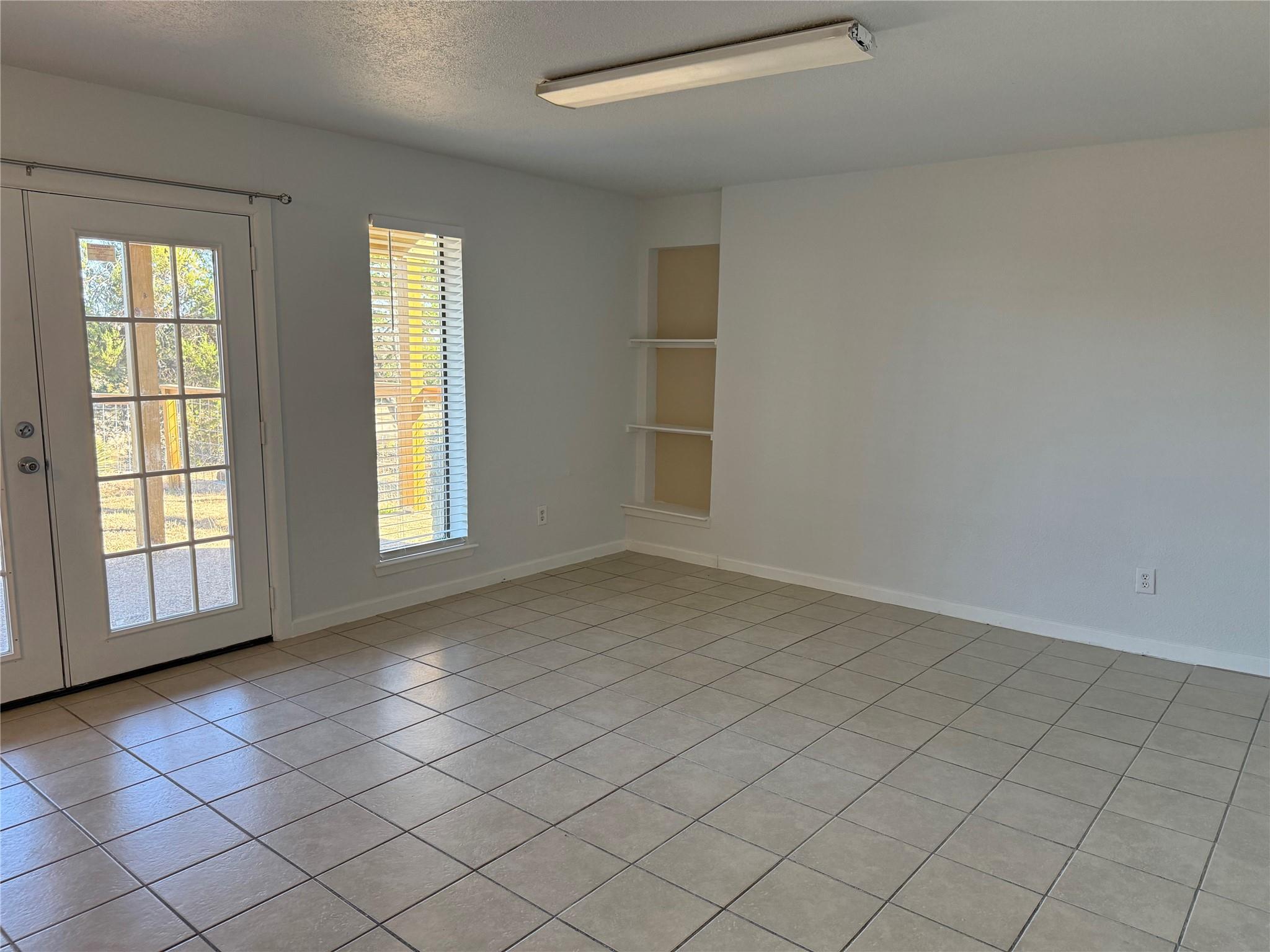 3205 Mac Arthur Ave # B, Lago Vista, TX 78645