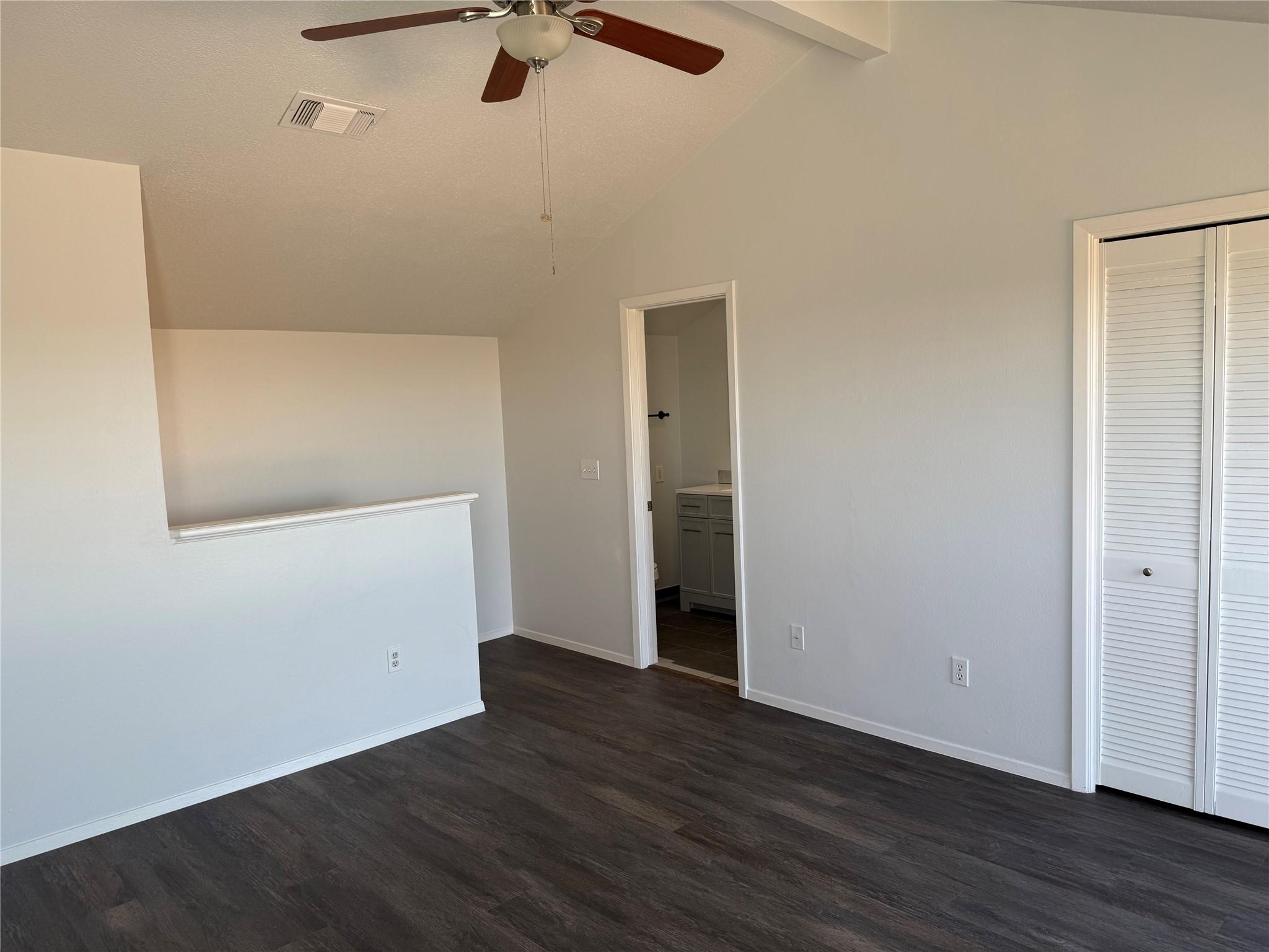 3205 Mac Arthur Ave # B, Lago Vista, TX 78645