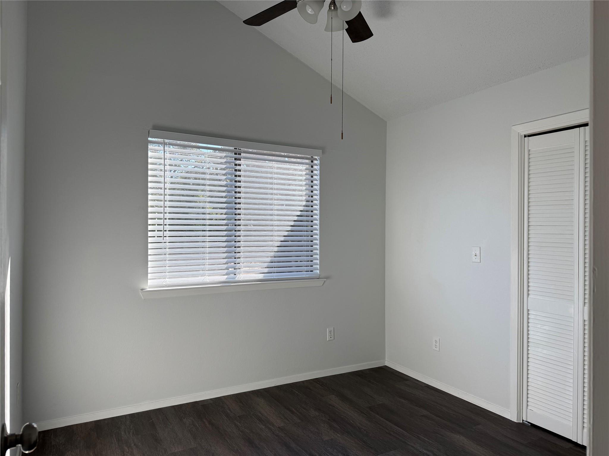 3205 Mac Arthur Ave # B, Lago Vista, TX 78645