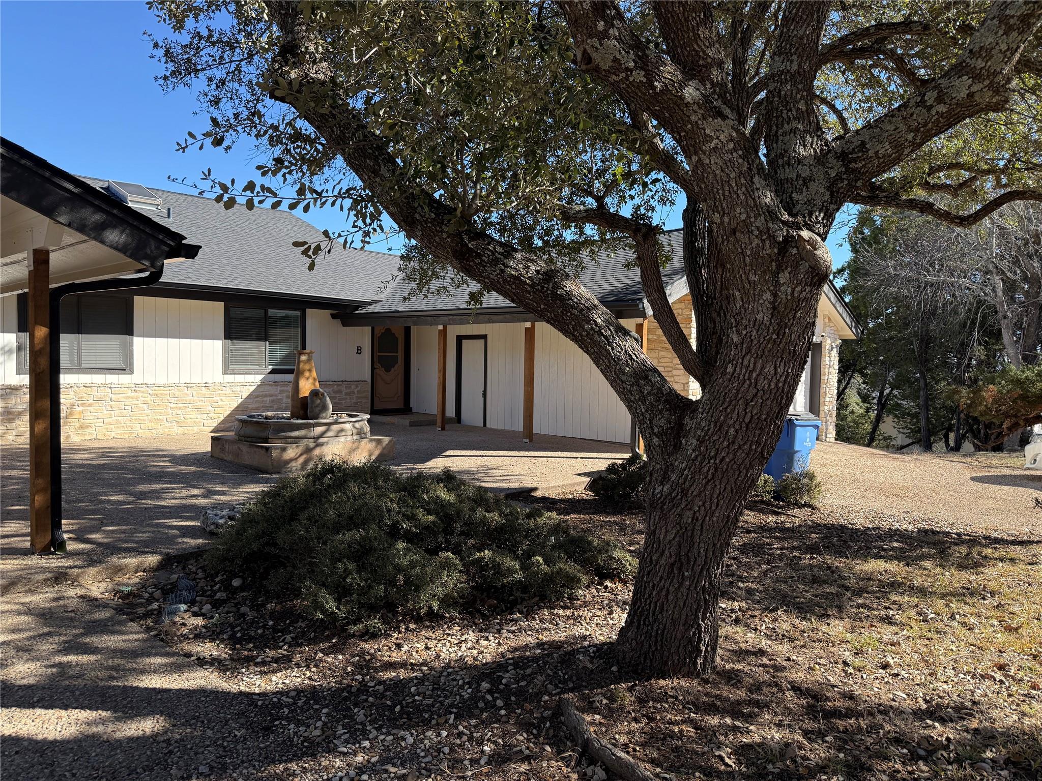 3205 Mac Arthur Ave # B, Lago Vista, TX 78645