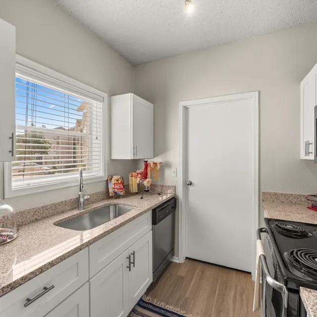 13005 Heinemann Dr # 04-408, Austin, TX 78727