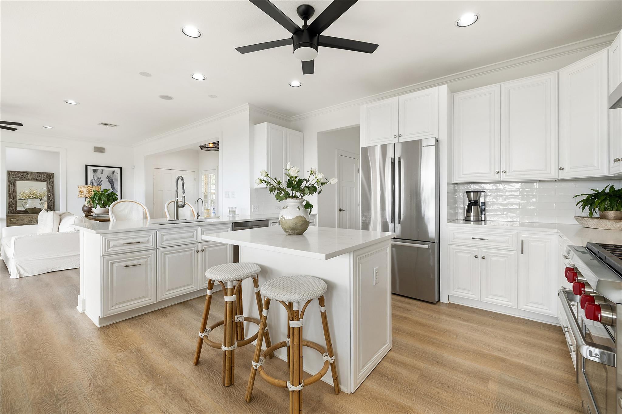 114 Crest View Dr, Wimberley, TX 78676