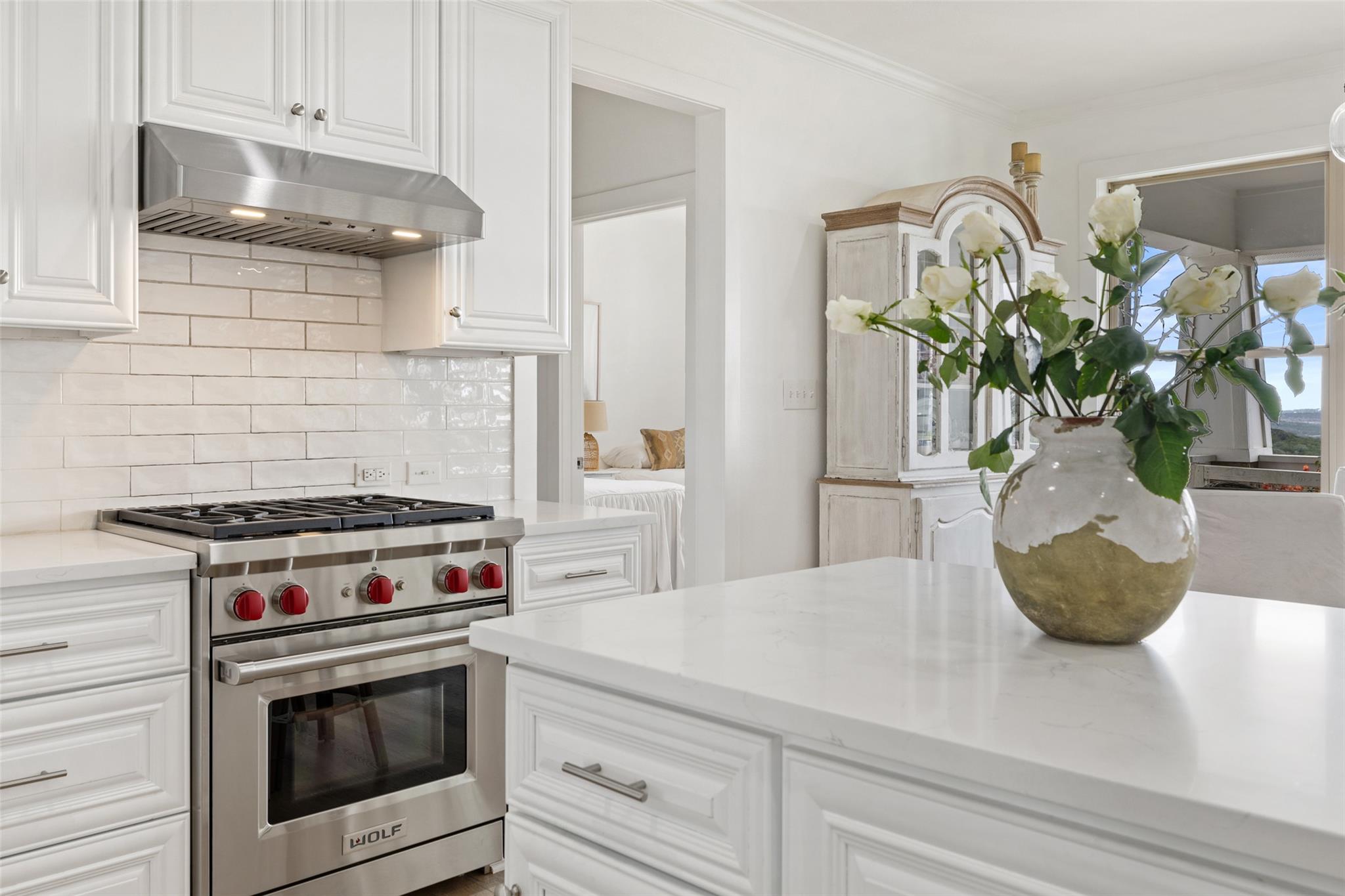 114 Crest View Dr, Wimberley, TX 78676