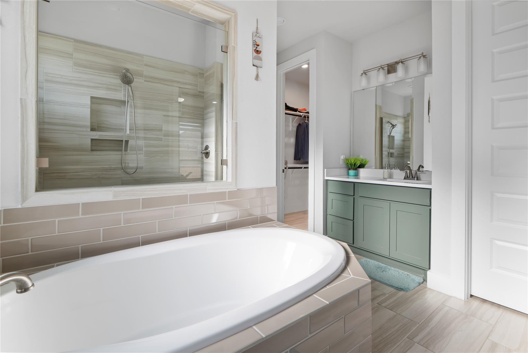 224 Green Knoll Ln, Georgetown, TX 78628