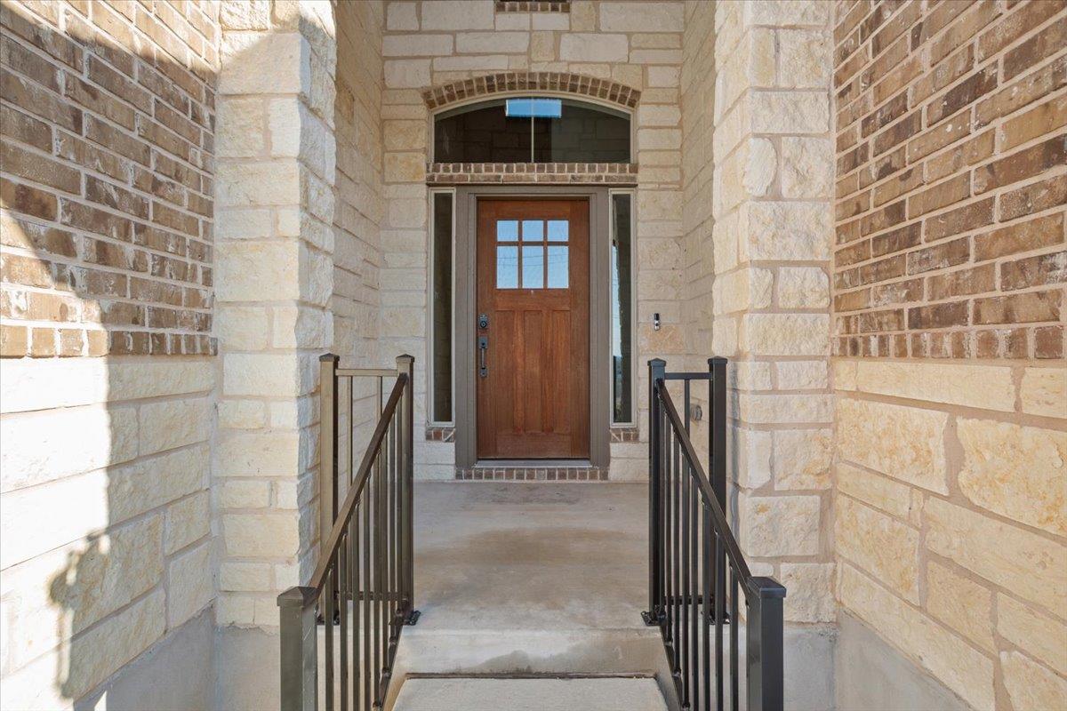 1701 Meadow Crest Dr, Salado, TX 76571