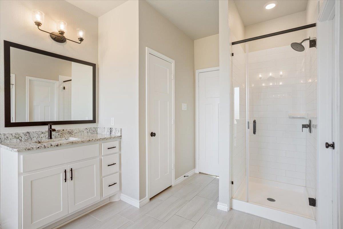 1701 Meadow Crest Dr, Salado, TX 76571