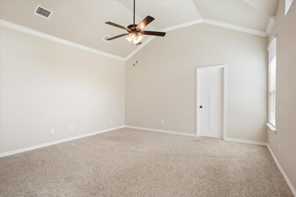 1701 Meadow Crest Dr, Salado, TX 76571