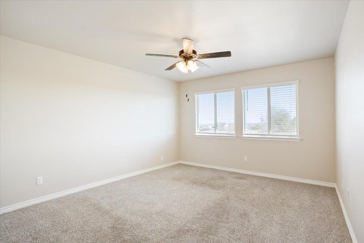 1701 Meadow Crest Dr, Salado, TX 76571