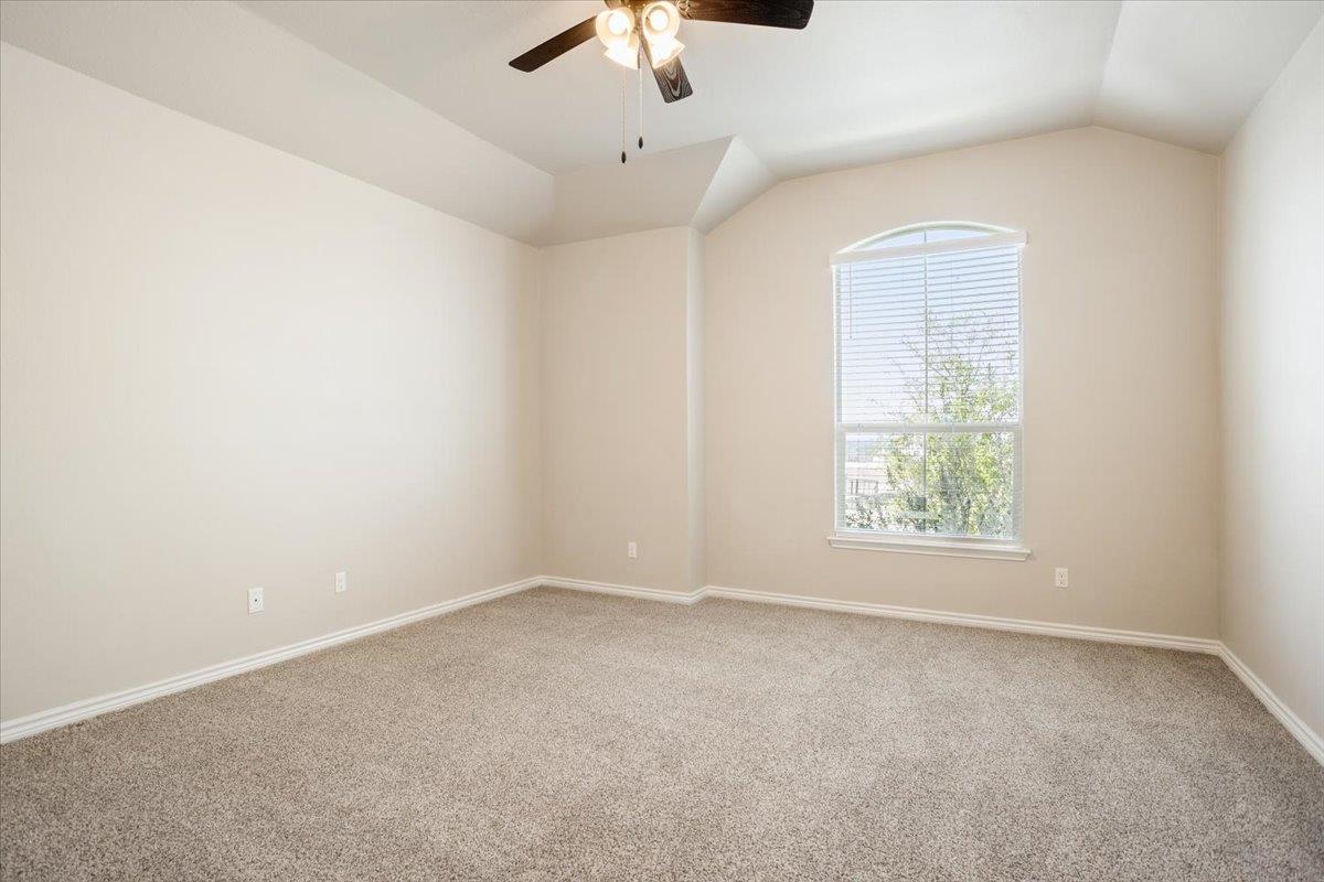 1701 Meadow Crest Dr, Salado, TX 76571