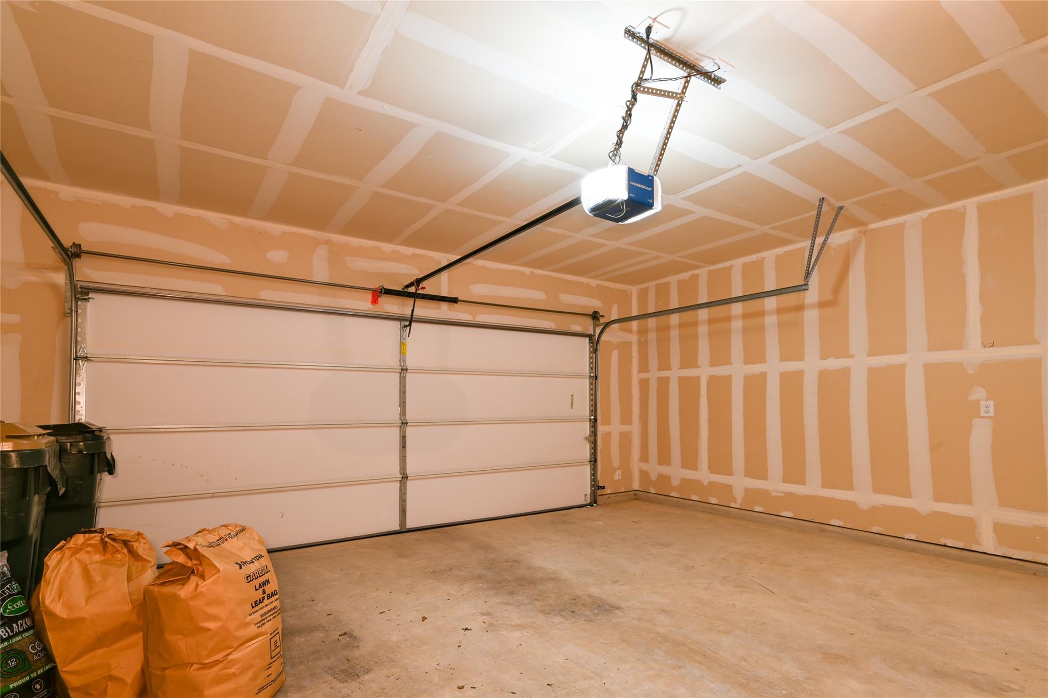 613 Pinnacle Dr, Georgetown, TX 78626