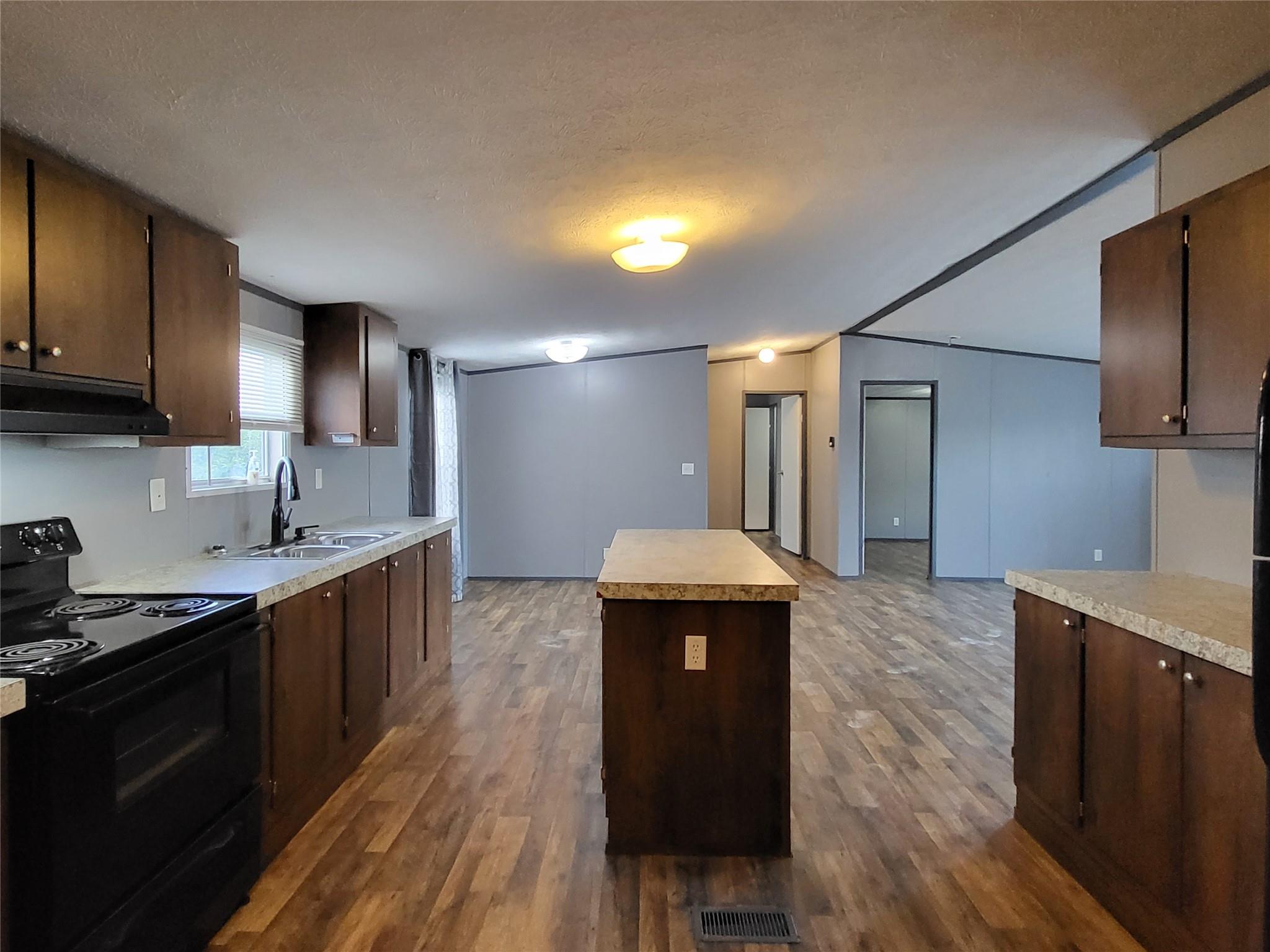 21518 Cherry Hollow Dr, Leander, TX 78641