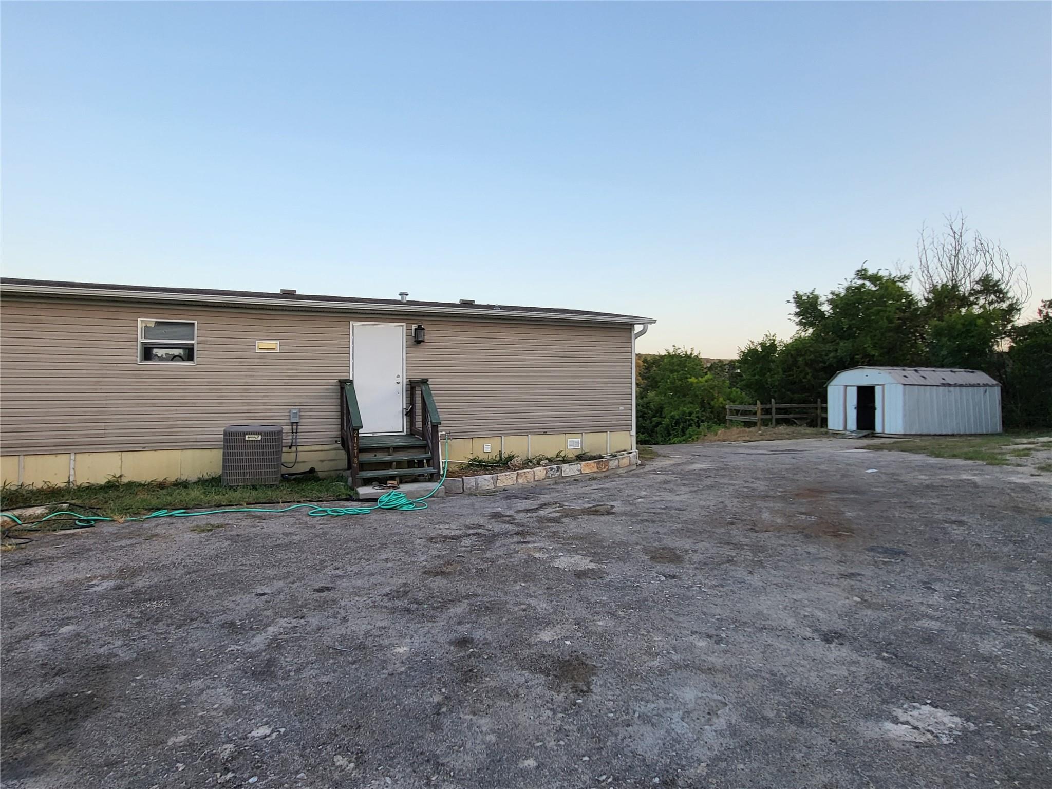 21518 Cherry Hollow Dr, Leander, TX 78641