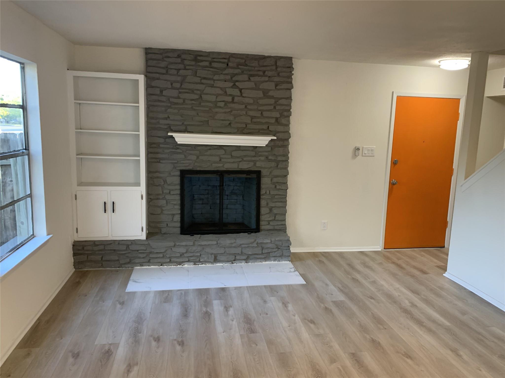 1800 Wagon Gap Dr, Round Rock, TX 78681