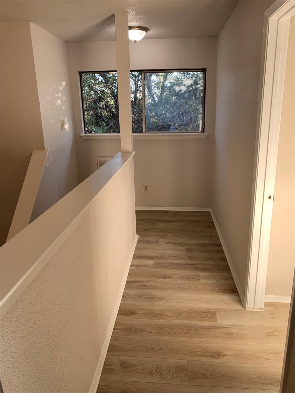 1800 Wagon Gap Dr, Round Rock, TX 78681