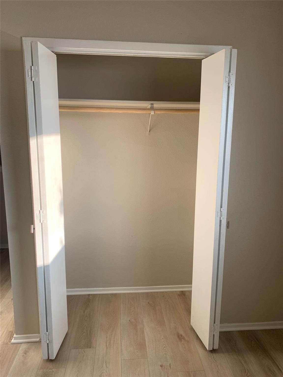 1800 Wagon Gap Dr, Round Rock, TX 78681