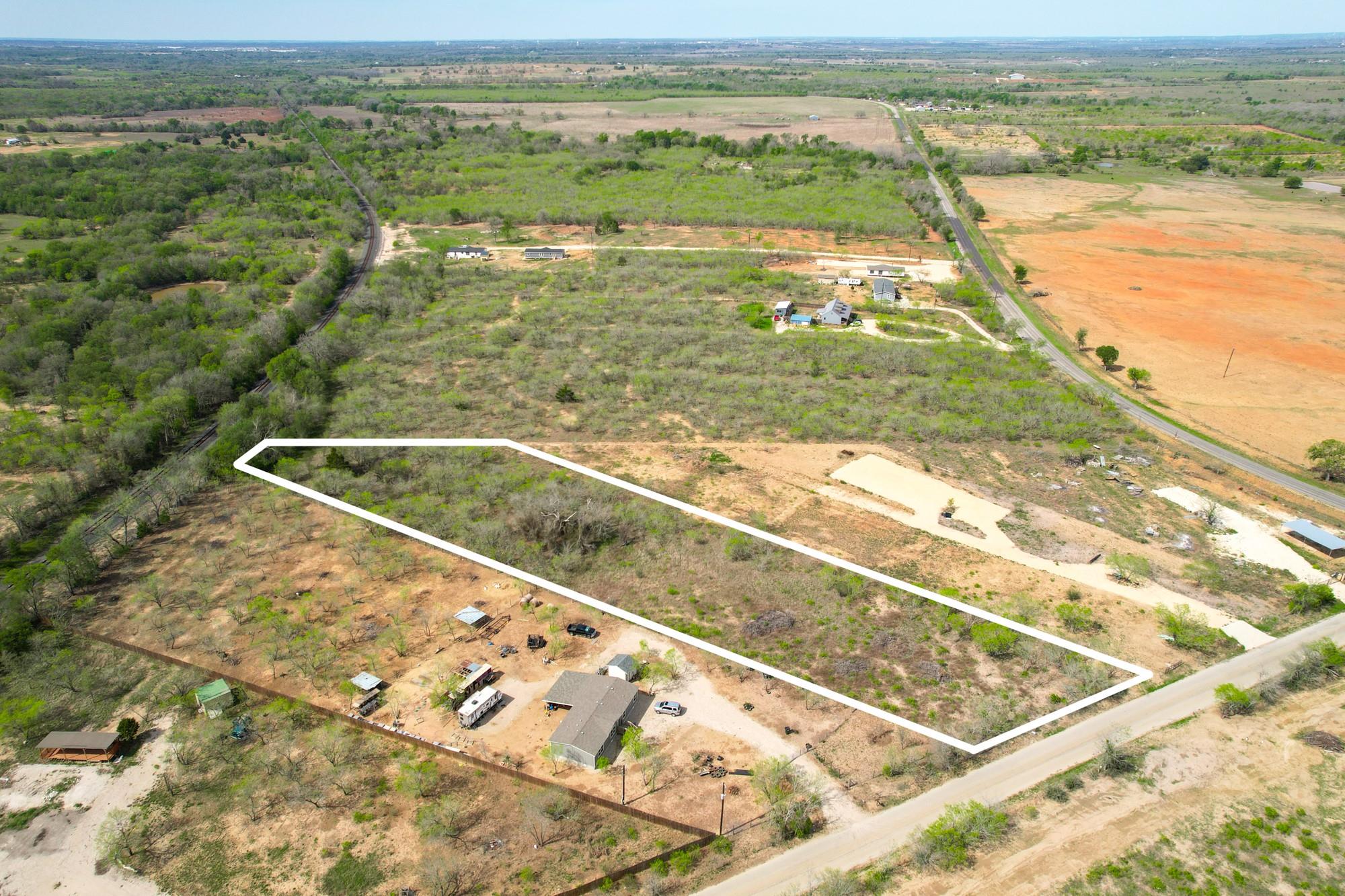 1505 Barth Rd, Dale, TX 78616