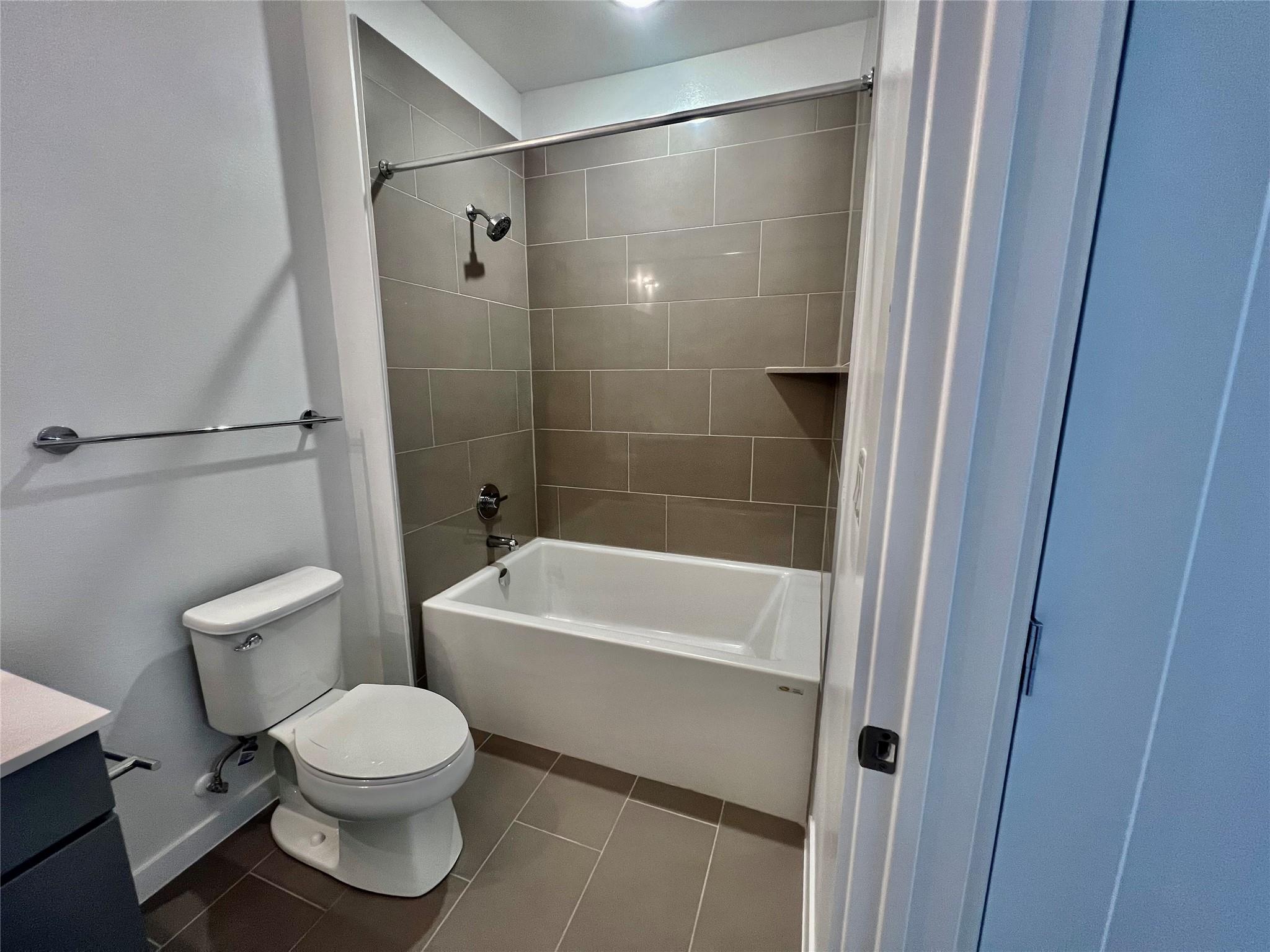 4801 Springdale Rd # 2210, Austin, TX 78723