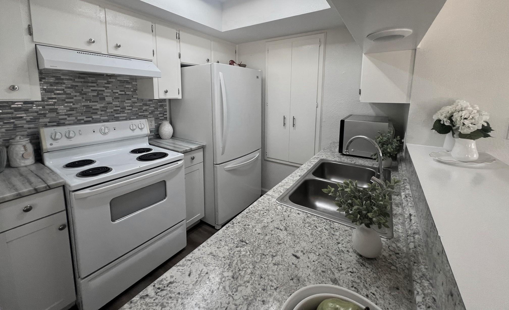 245 A & B Mount Olive Rd # A & B, Cedar Creek, TX 78612