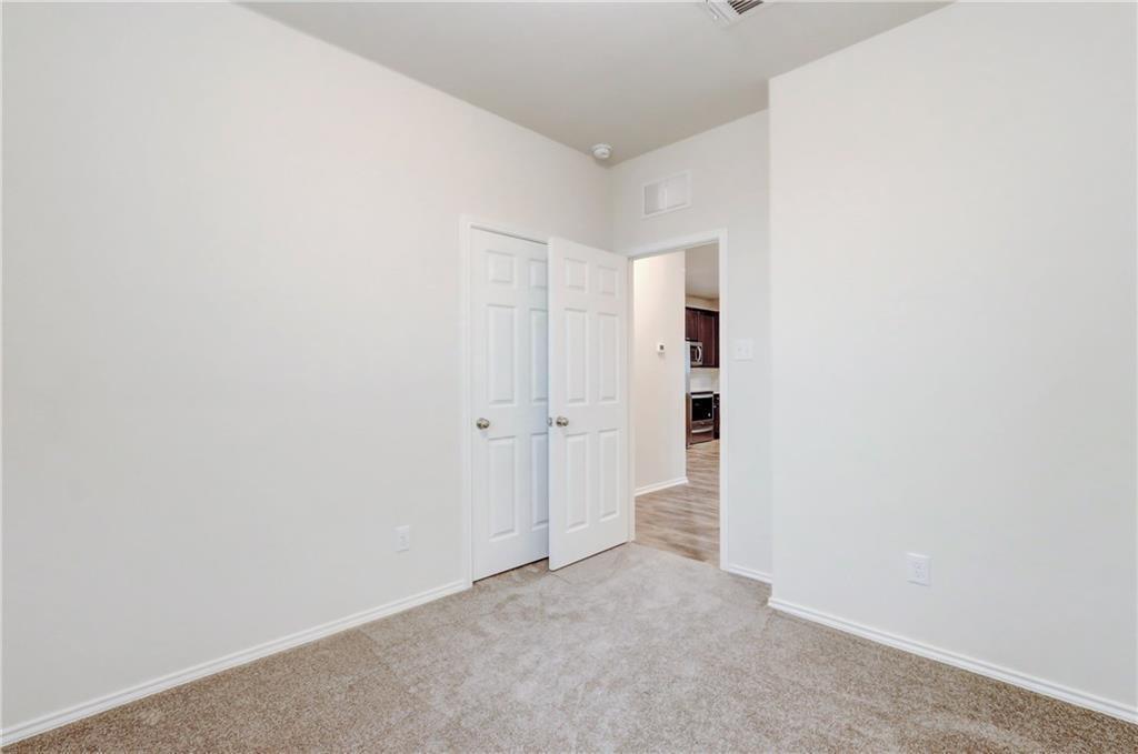 412 Ibis Falls Loop, Jarrell, TX 76537