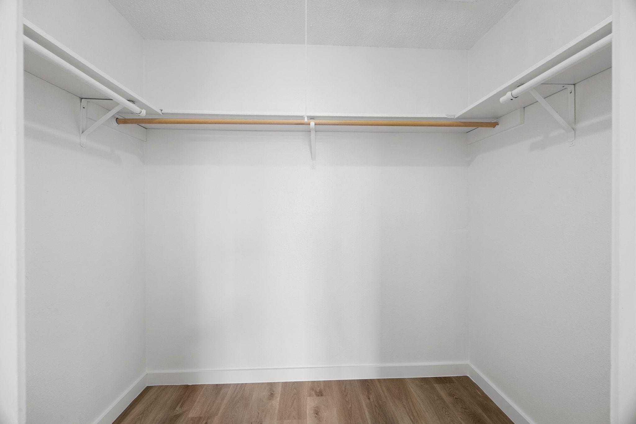 402 Hillside Dr, Round Rock, TX 78681