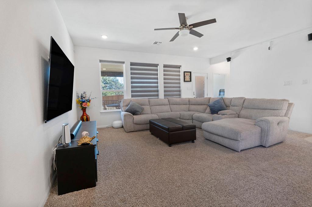 232 Barton Oak Trl, Georgetown, TX 78628