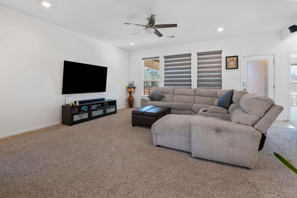 232 Barton Oak Trl, Georgetown, TX 78628