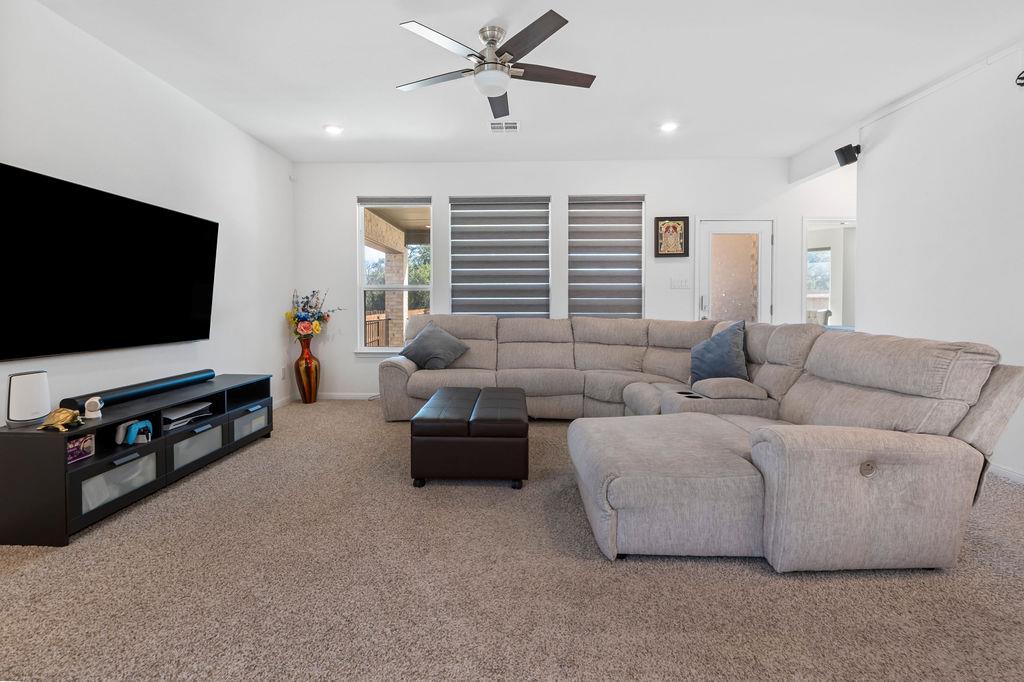 232 Barton Oak Trl, Georgetown, TX 78628