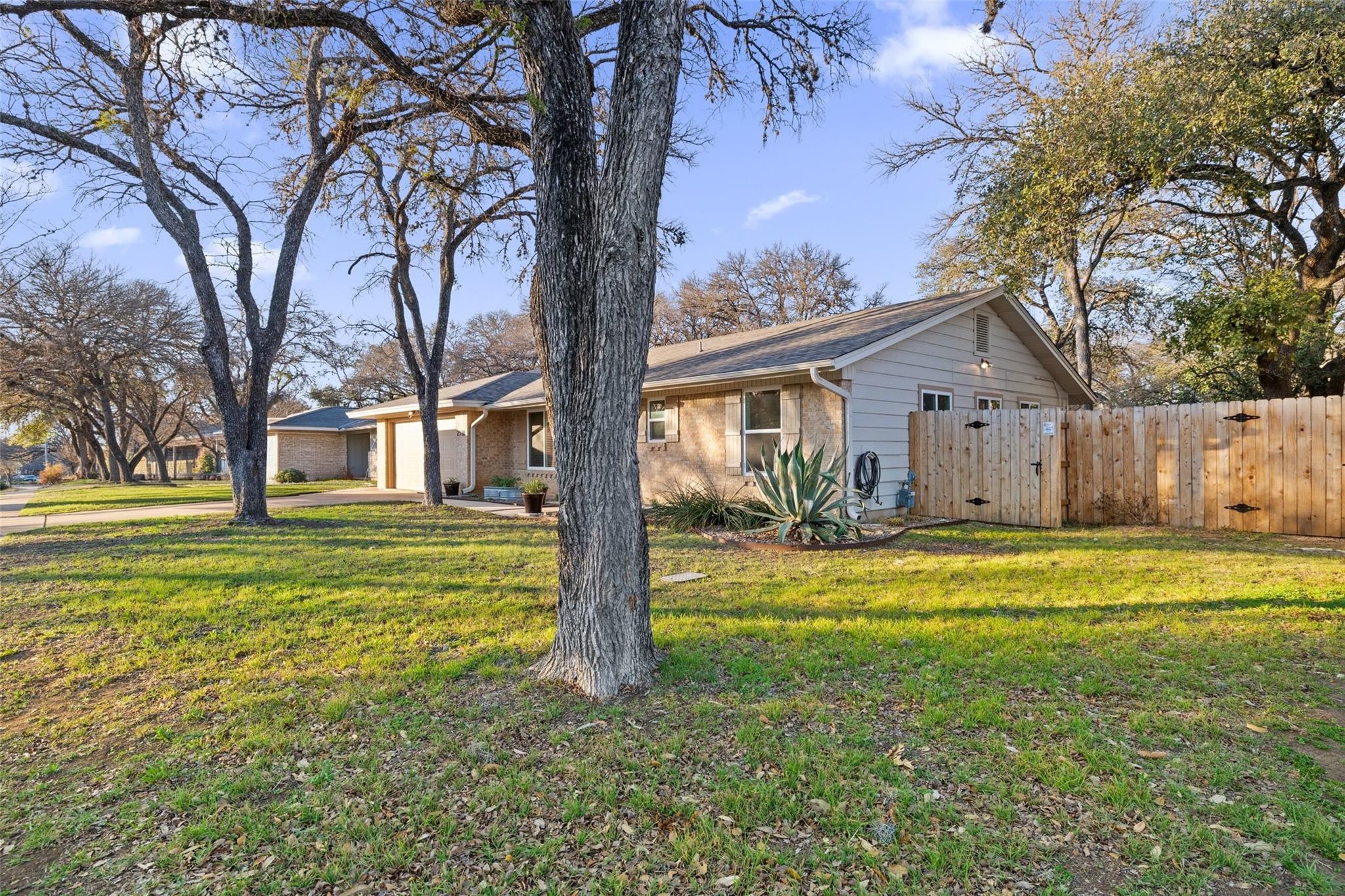 2510 Coatbridge Dr, Austin, TX 78745