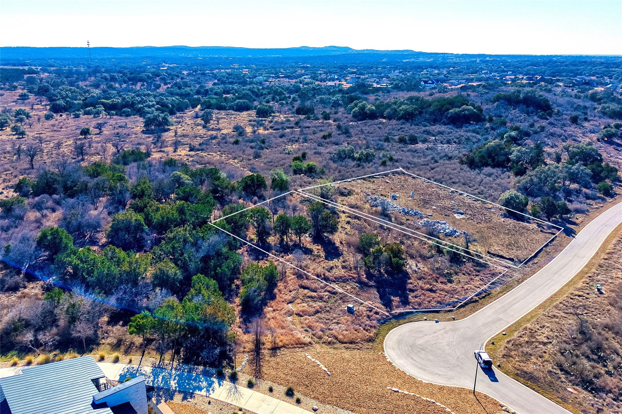 309/313 Eagle Basin Cir, Spicewood, TX 78669