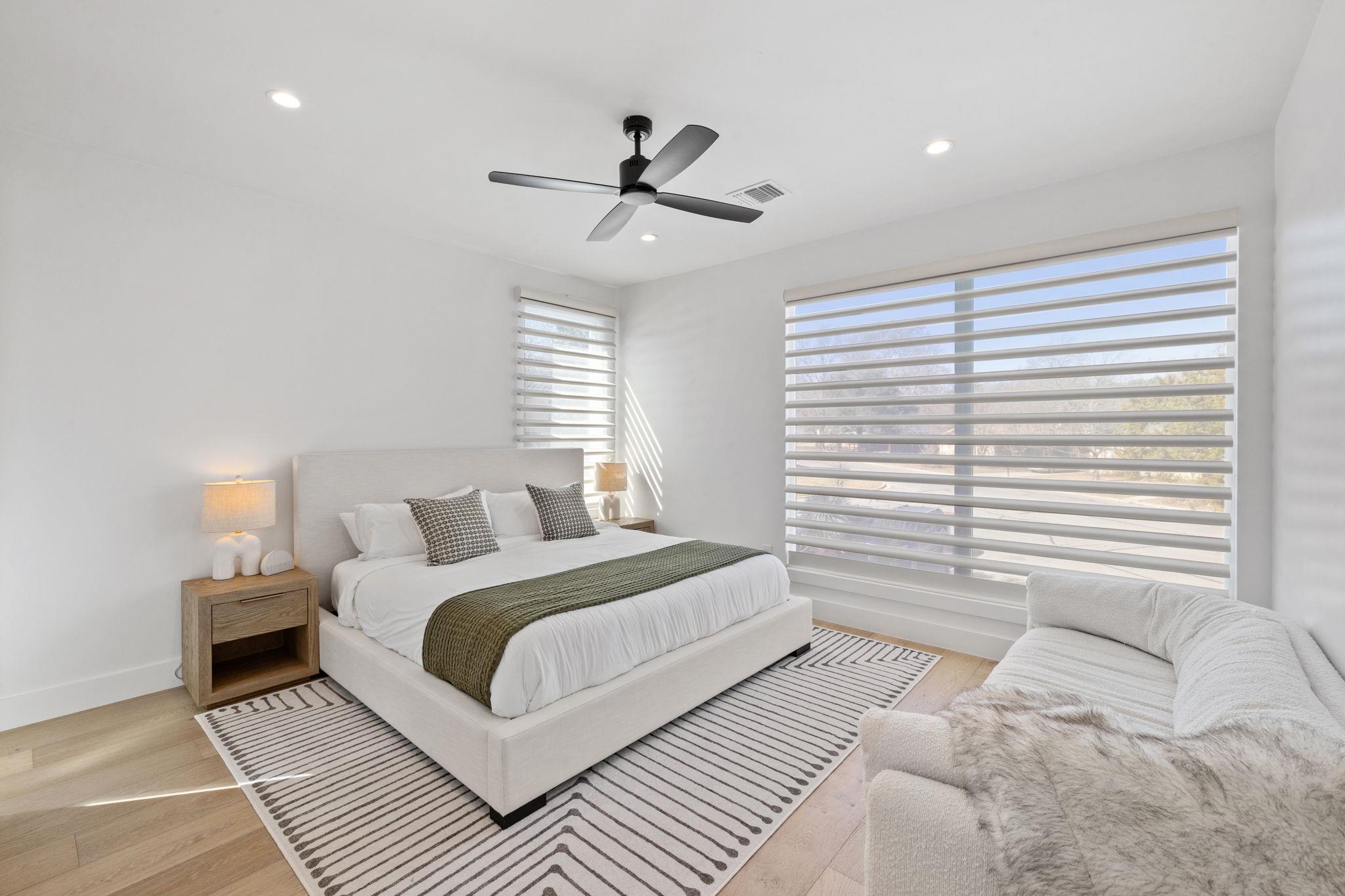 3205 Dolphin Dr, Austin, TX 78704