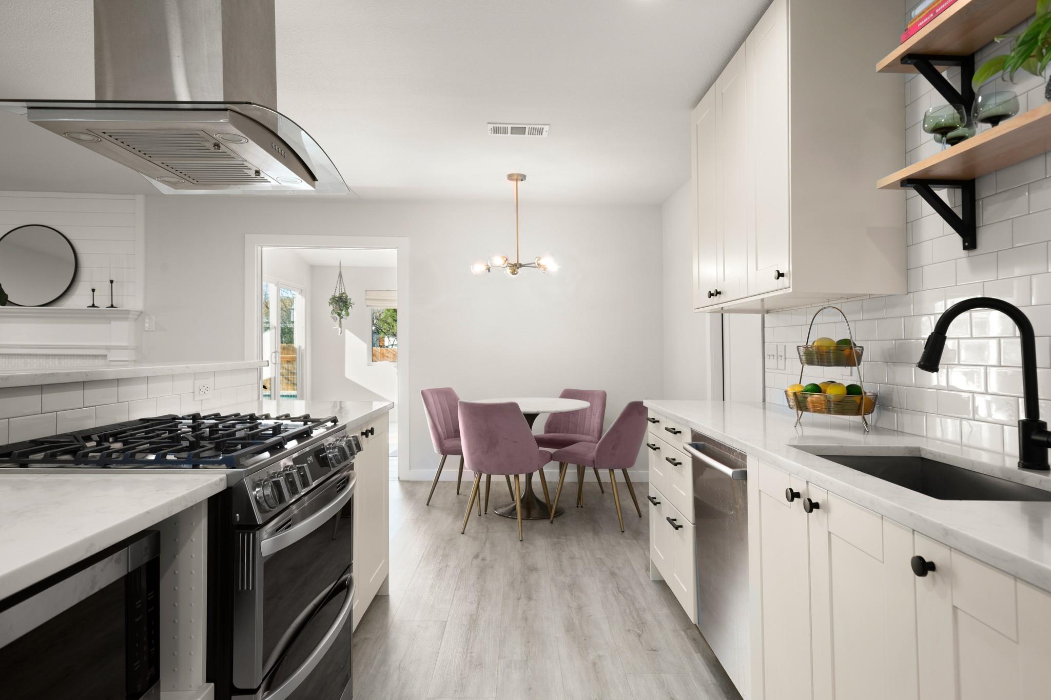 6400 Blarwood Dr, Austin, TX 78745