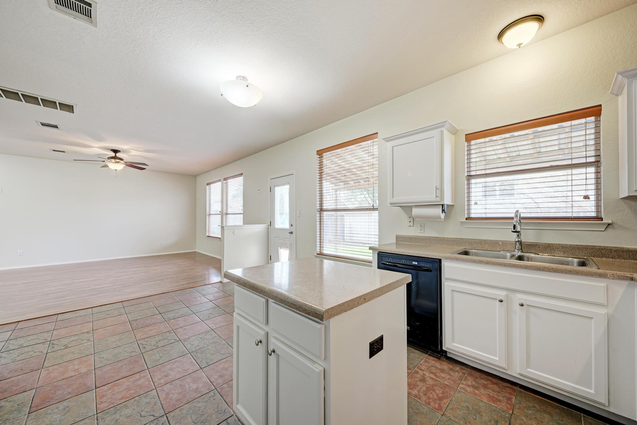 3405 BRATTON HEIGHTS Dr, Austin, TX 78728