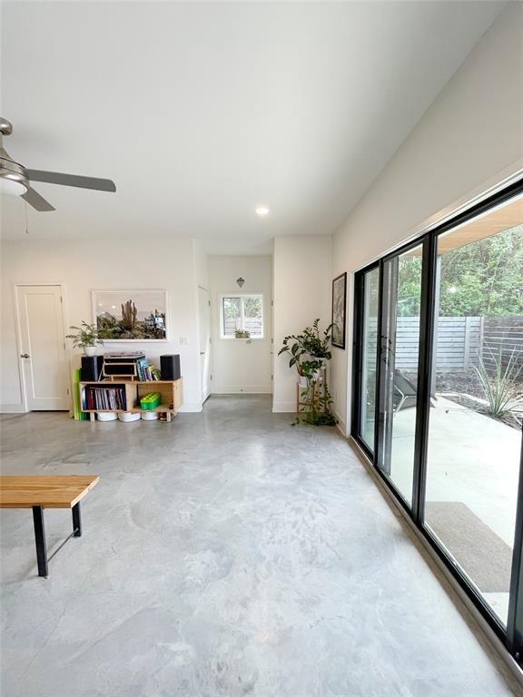 2101 Montopolis Dr # 9, Austin, TX 78741