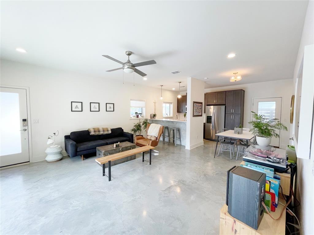 2101 Montopolis Dr # 9, Austin, TX 78741