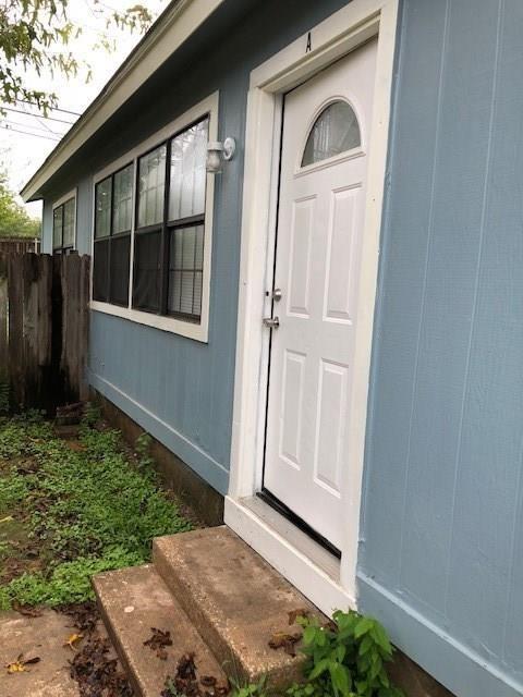 2108 SE Donahue Ln # A, Austin, TX 78744