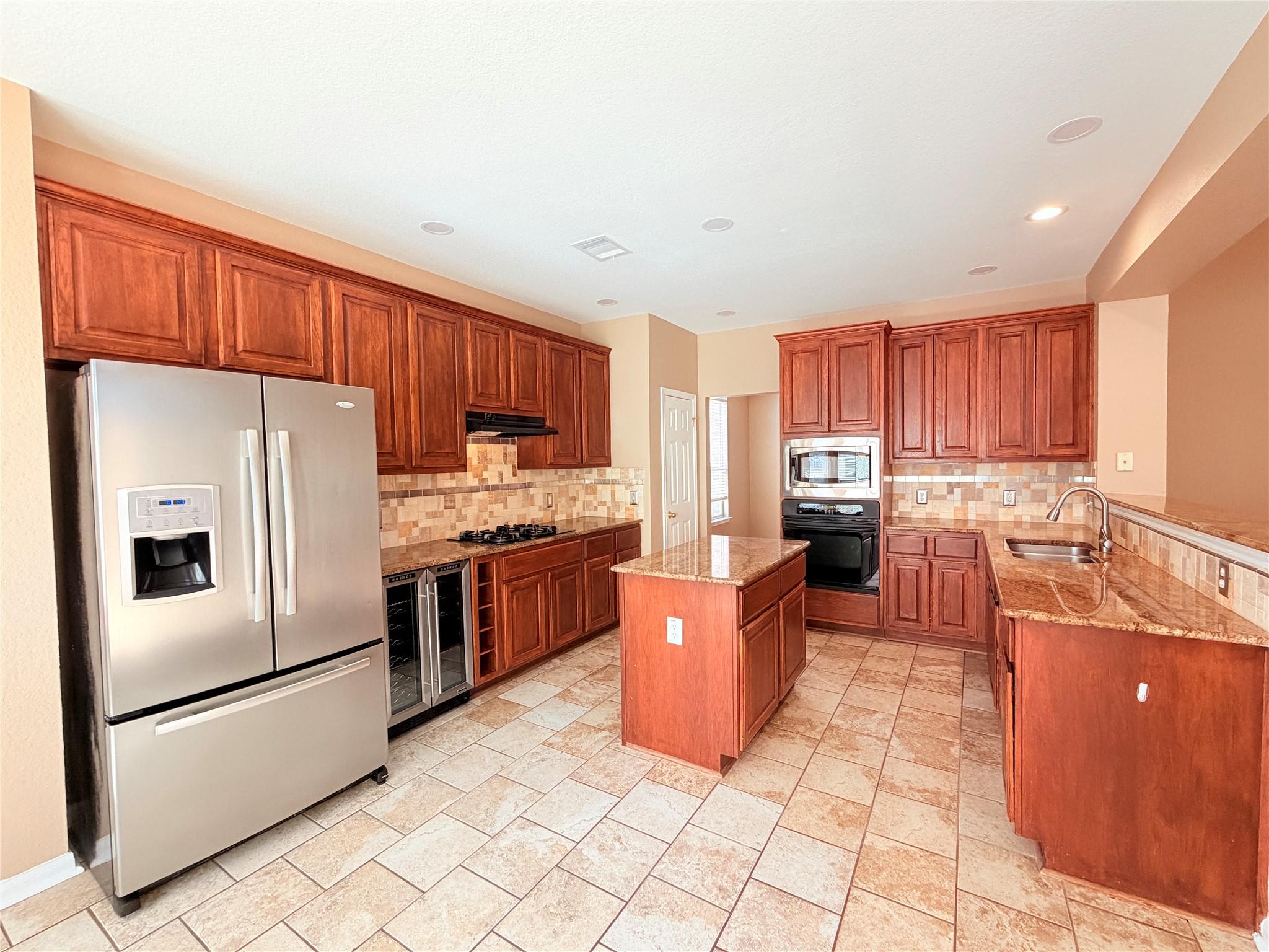 3927 Blue Monster Cv, Round Rock, TX 78664