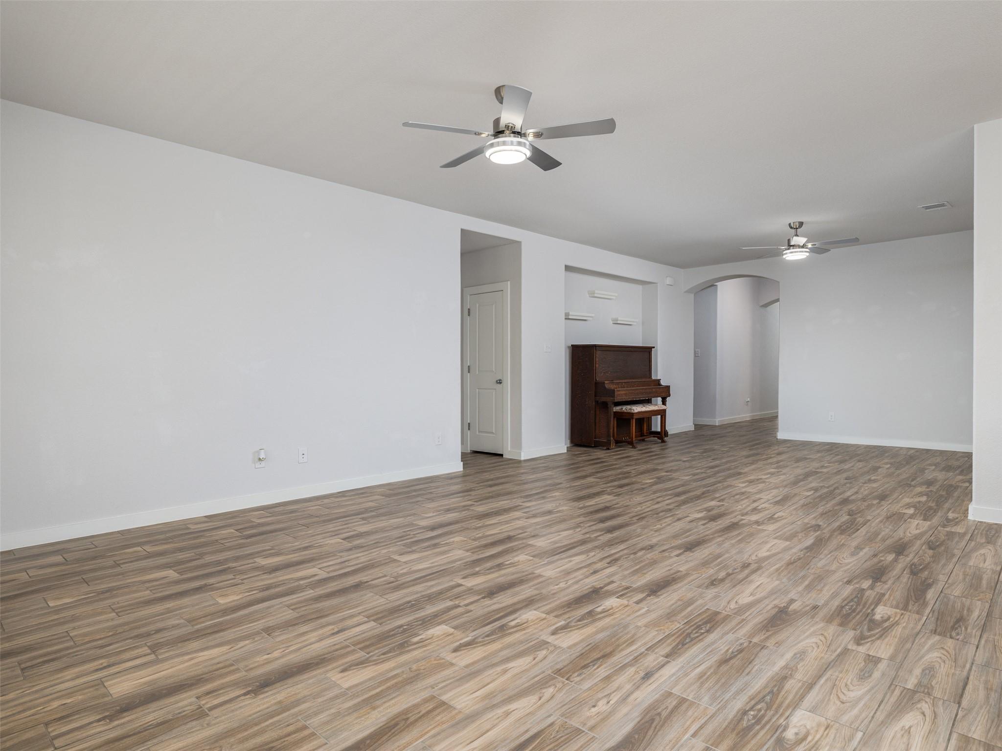 6856 Catania Loop, Round Rock, TX 78665