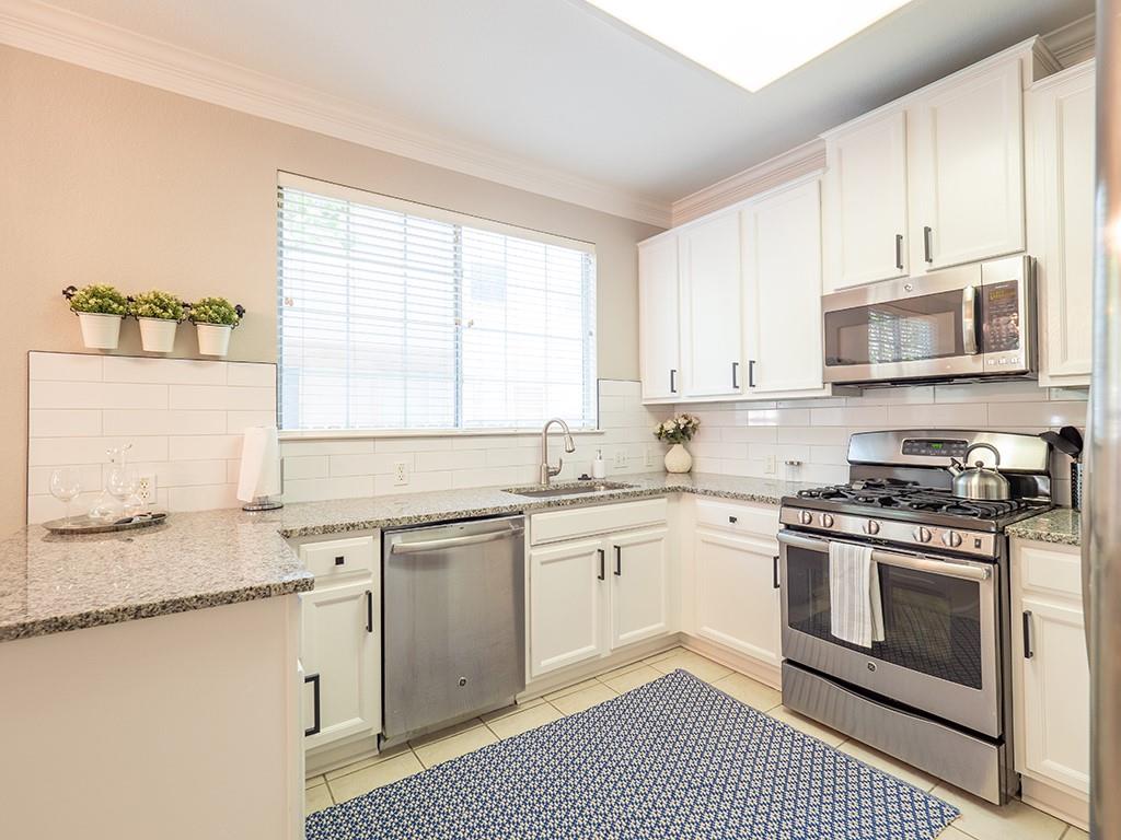 8518 Cahill Dr # 47, Austin, TX 78729