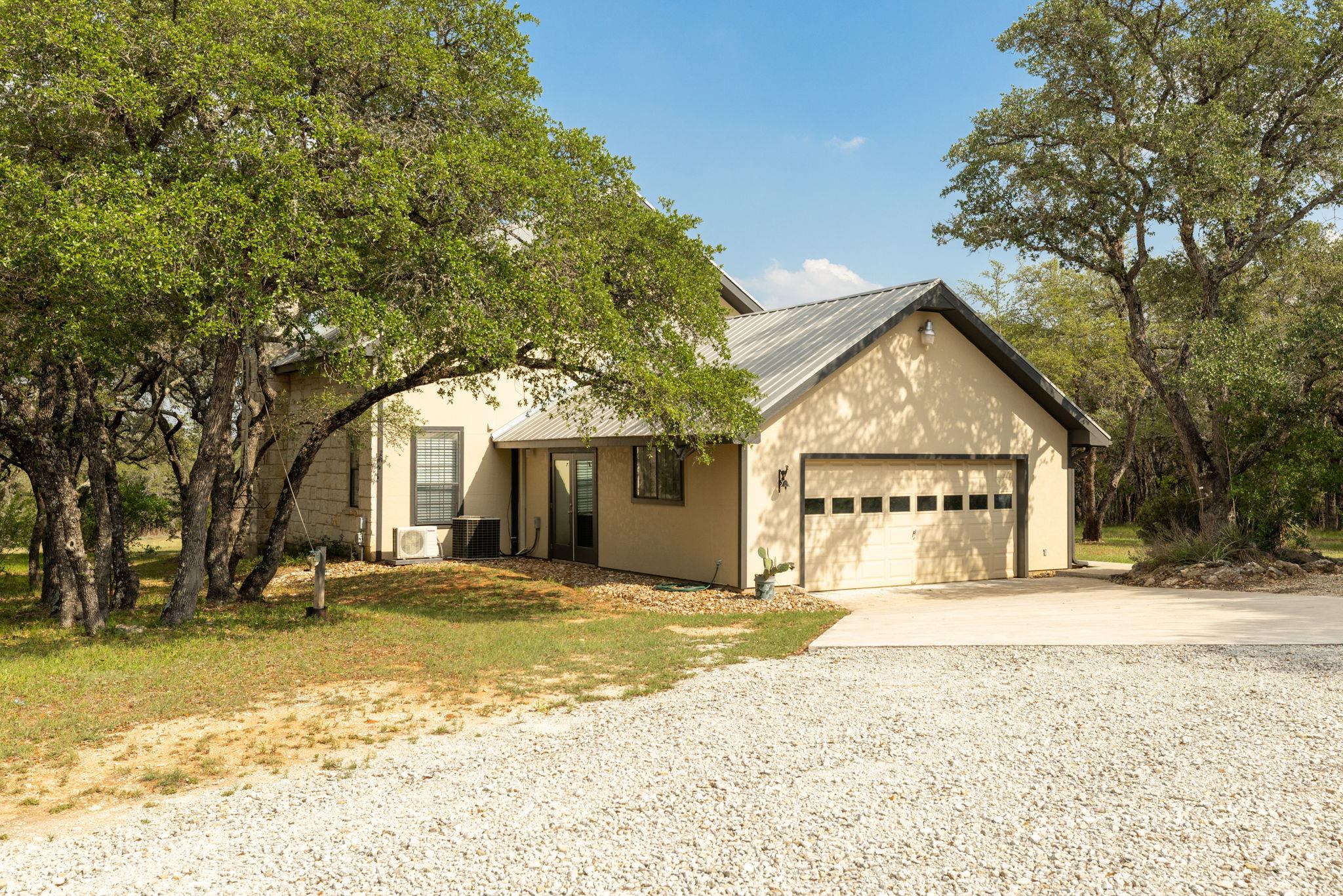 4418 Brasada Ln, Marble Falls, TX 78654