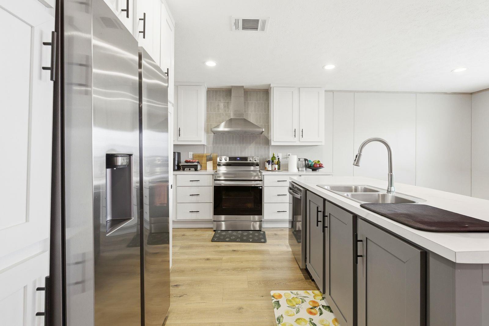 279 Pajarilla Pass, Del Valle, TX 78617