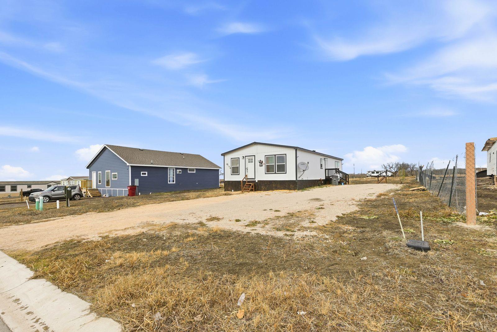 279 Pajarilla Pass, Del Valle, TX 78617