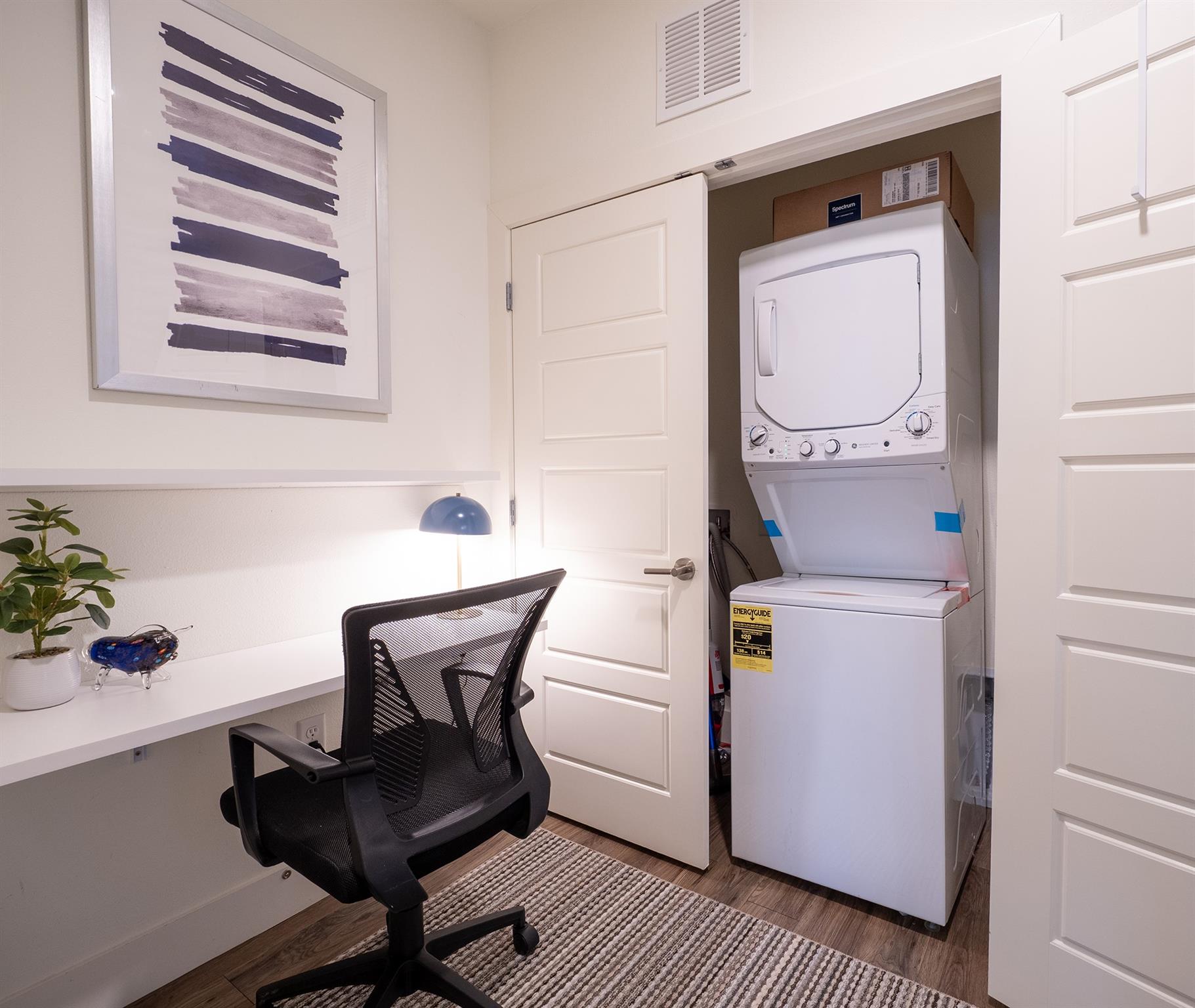 6444 Burnet Rd # 509, Austin, TX 78757