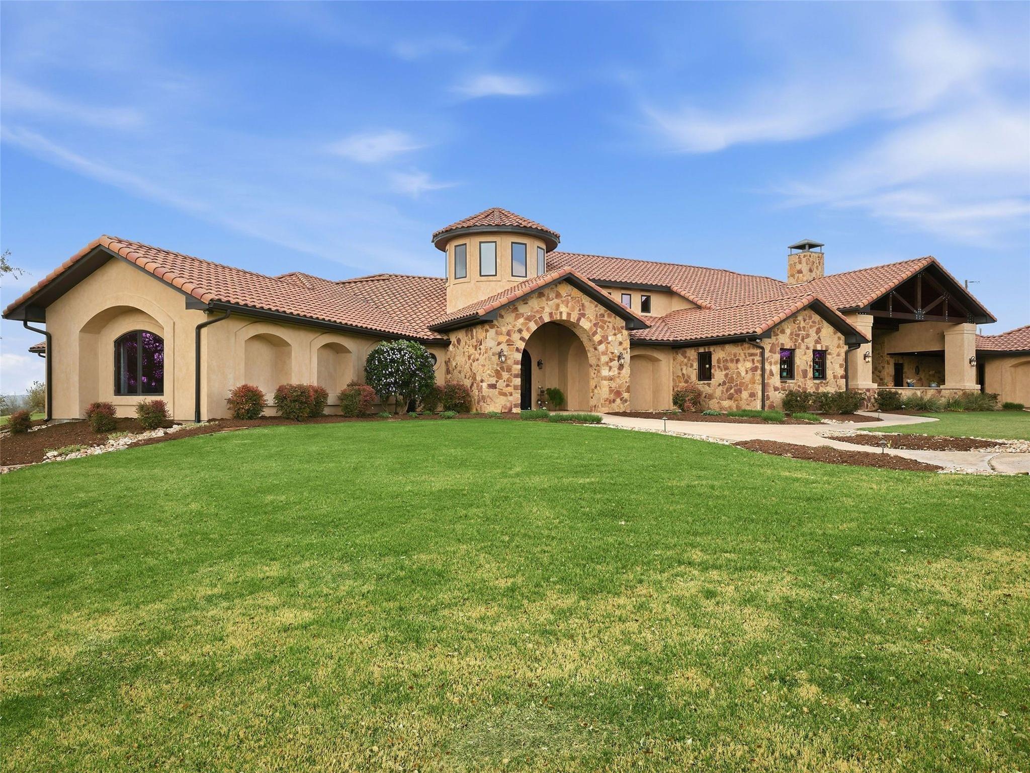 600 County Road 257, Liberty Hill, TX 78642