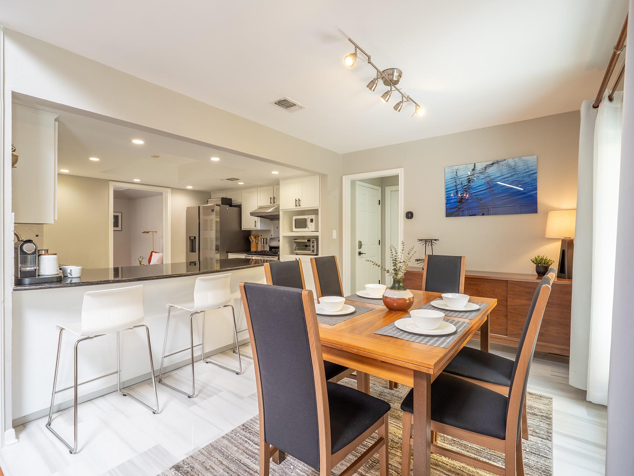 2110 Wychwood Dr, Austin, TX 78746